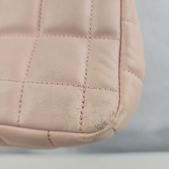 Michael Kors Soho leather quilted shoulder bag in blush - Picture 14 of 15